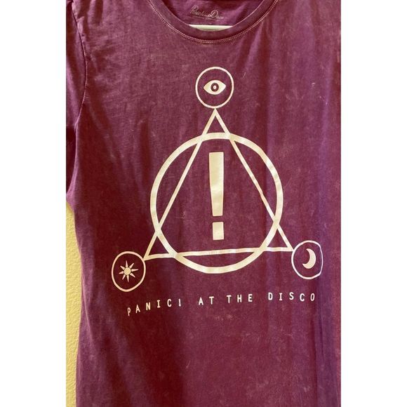 Panic At The Disco tee - Picture 2 of 3